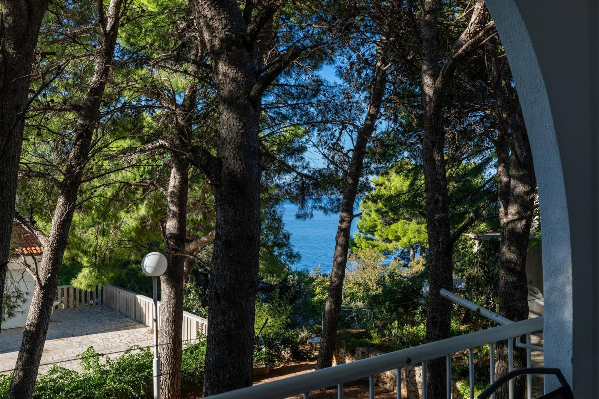 Apartment By The Sea Balica Rat, - 1065 *